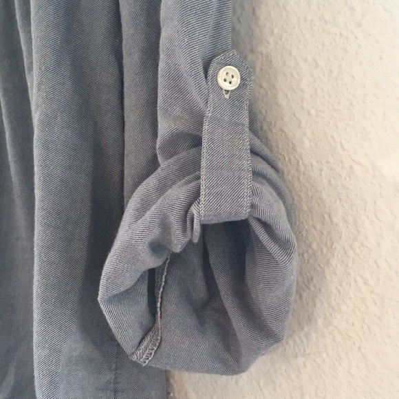 Loose Pleated Denim-esque Blouse - Picture 3 of 7